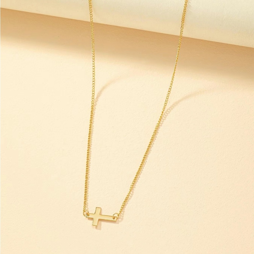 Cross Necklace ✨NWT✨ - Picture 2 of 3